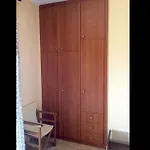 Kostas House