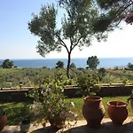 Kostas House Apartman Jerakiní