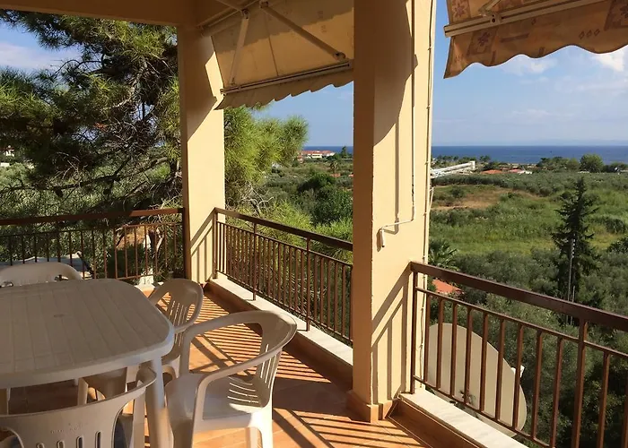 Kostas House דירה *